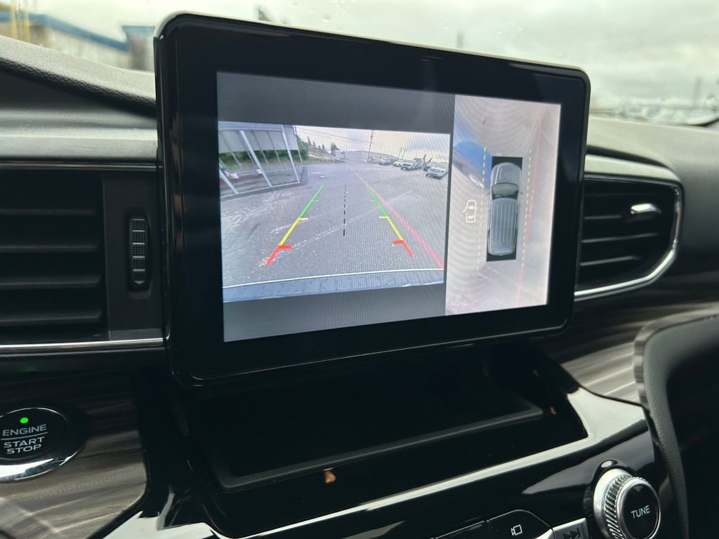 Used 2021 Ford Explorer Limited w/ Hybrid Equipment Group 310A image 19