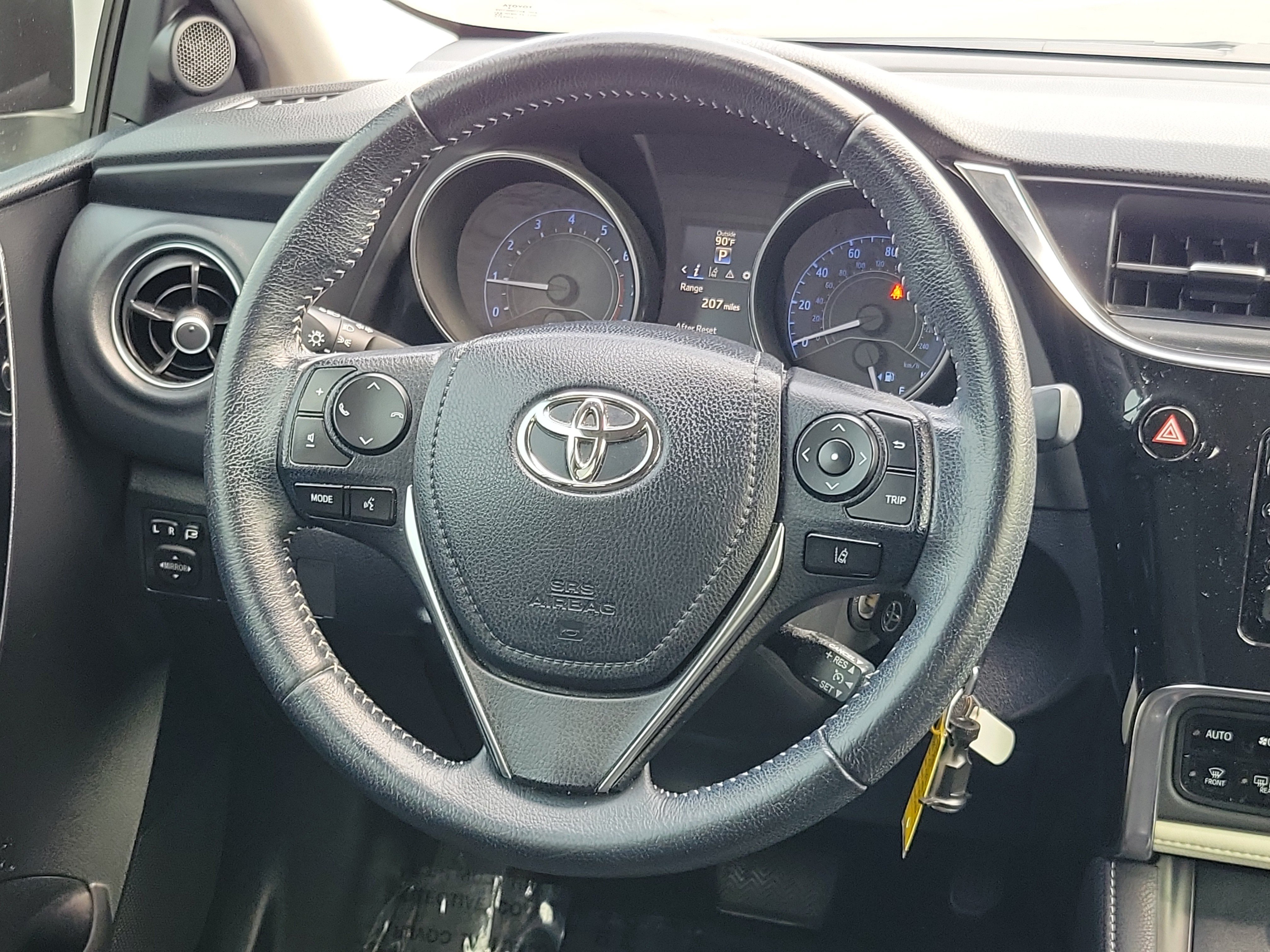 Certified 2018 Toyota Corolla iM w/ All-Weather Mat Package FWD image 21