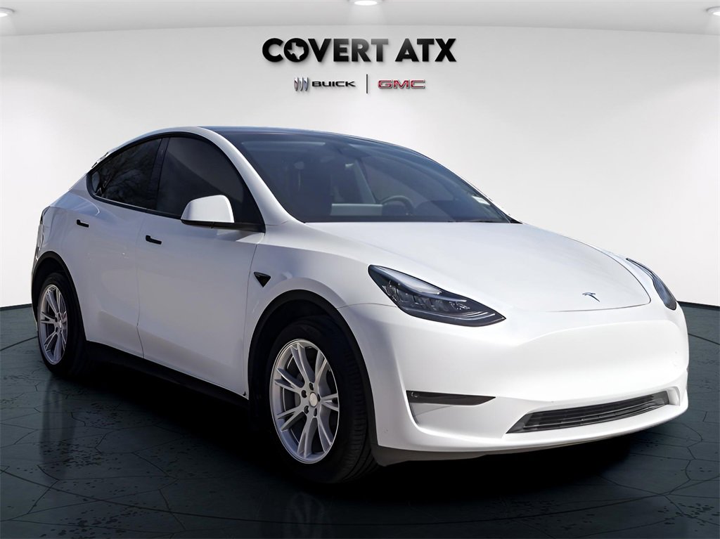 Used 2023 Tesla Model Y Long Range image 9