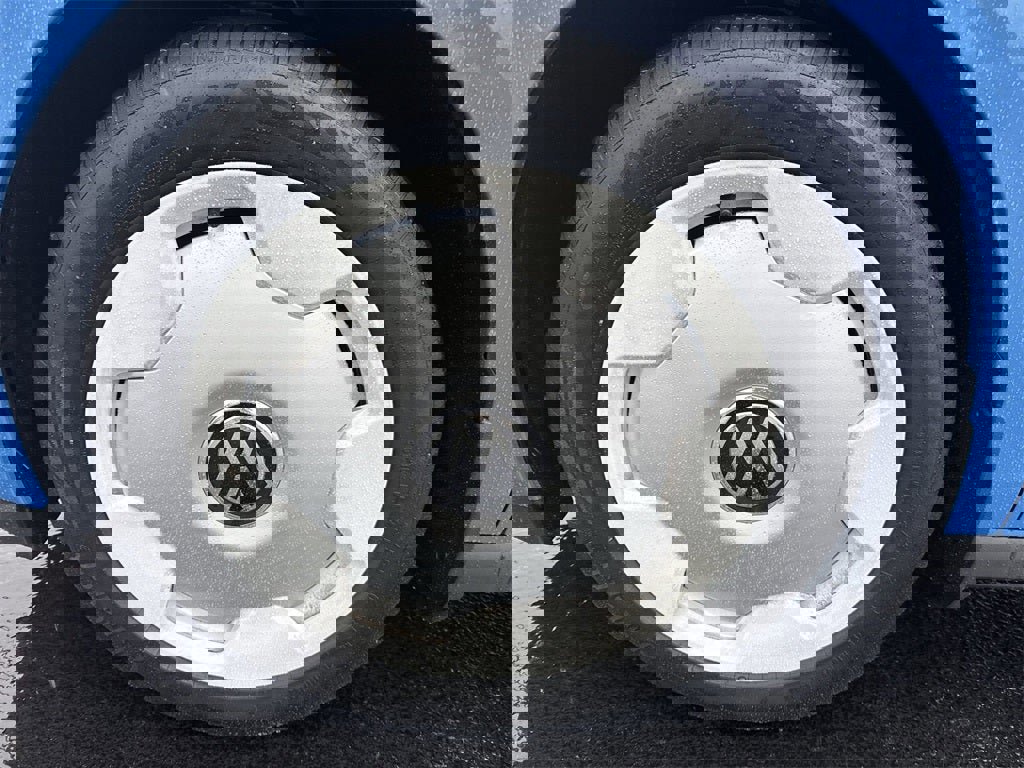 New 2025 Volkswagen ID. Buzz 1st Edition image 7