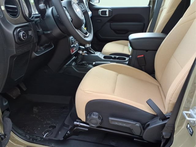New 2026 Jeep Gladiator Willys AWD/4WD image 14