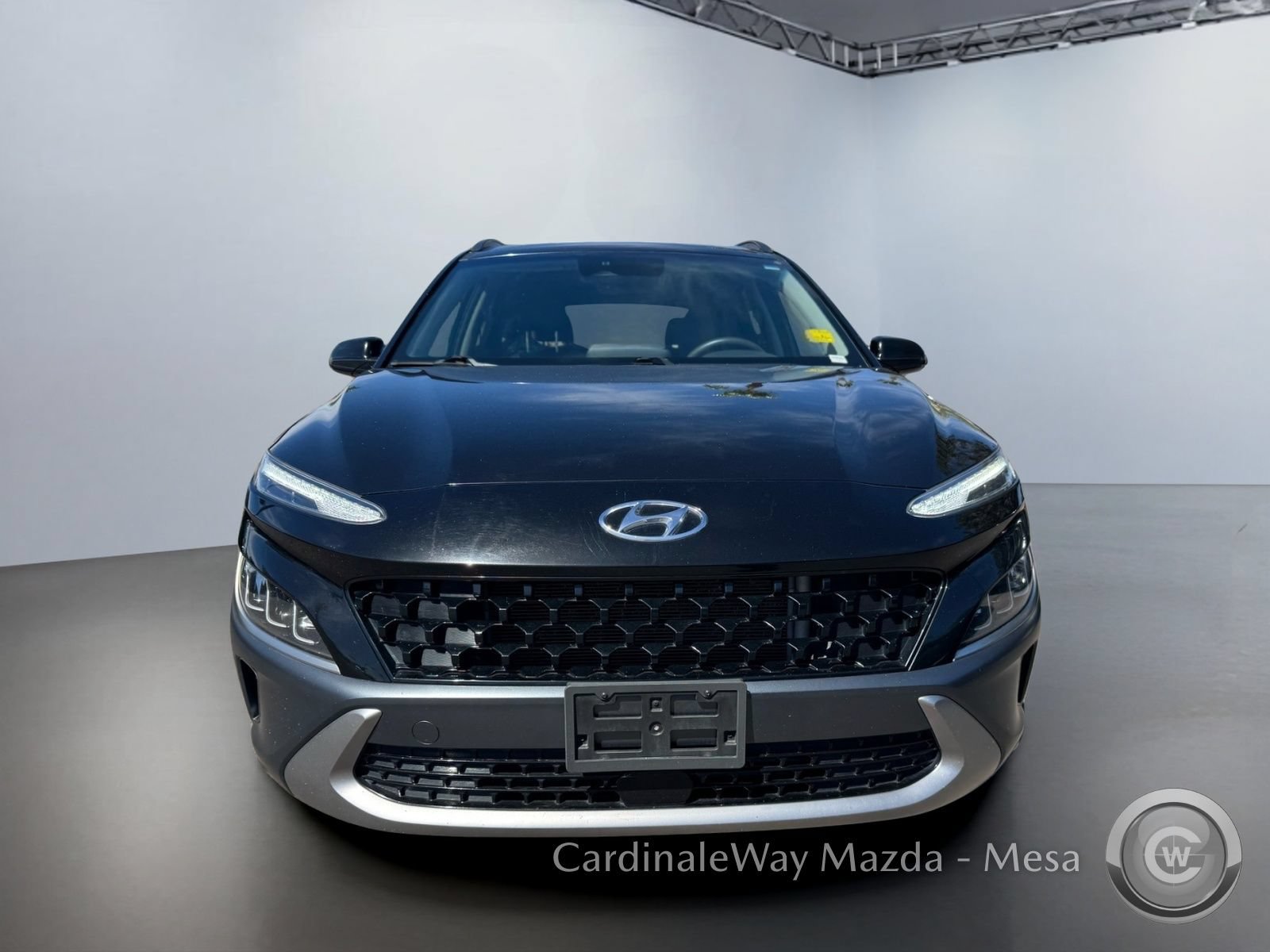 Used 2022 Hyundai Kona Limited FWD image 9