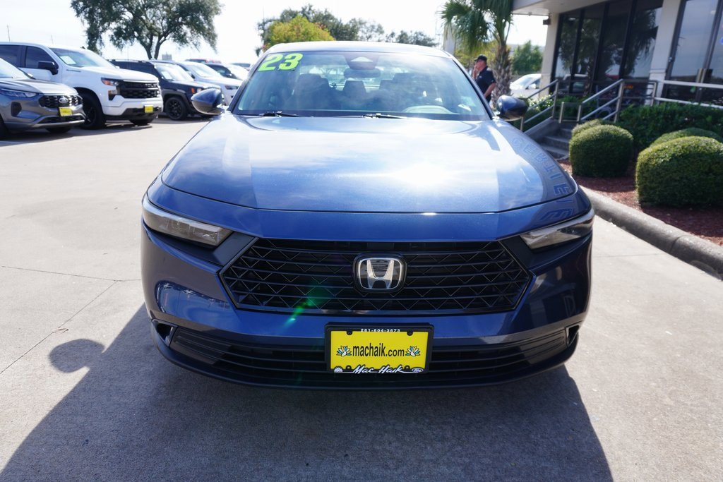 Used 2023 Honda Accord EX image 2