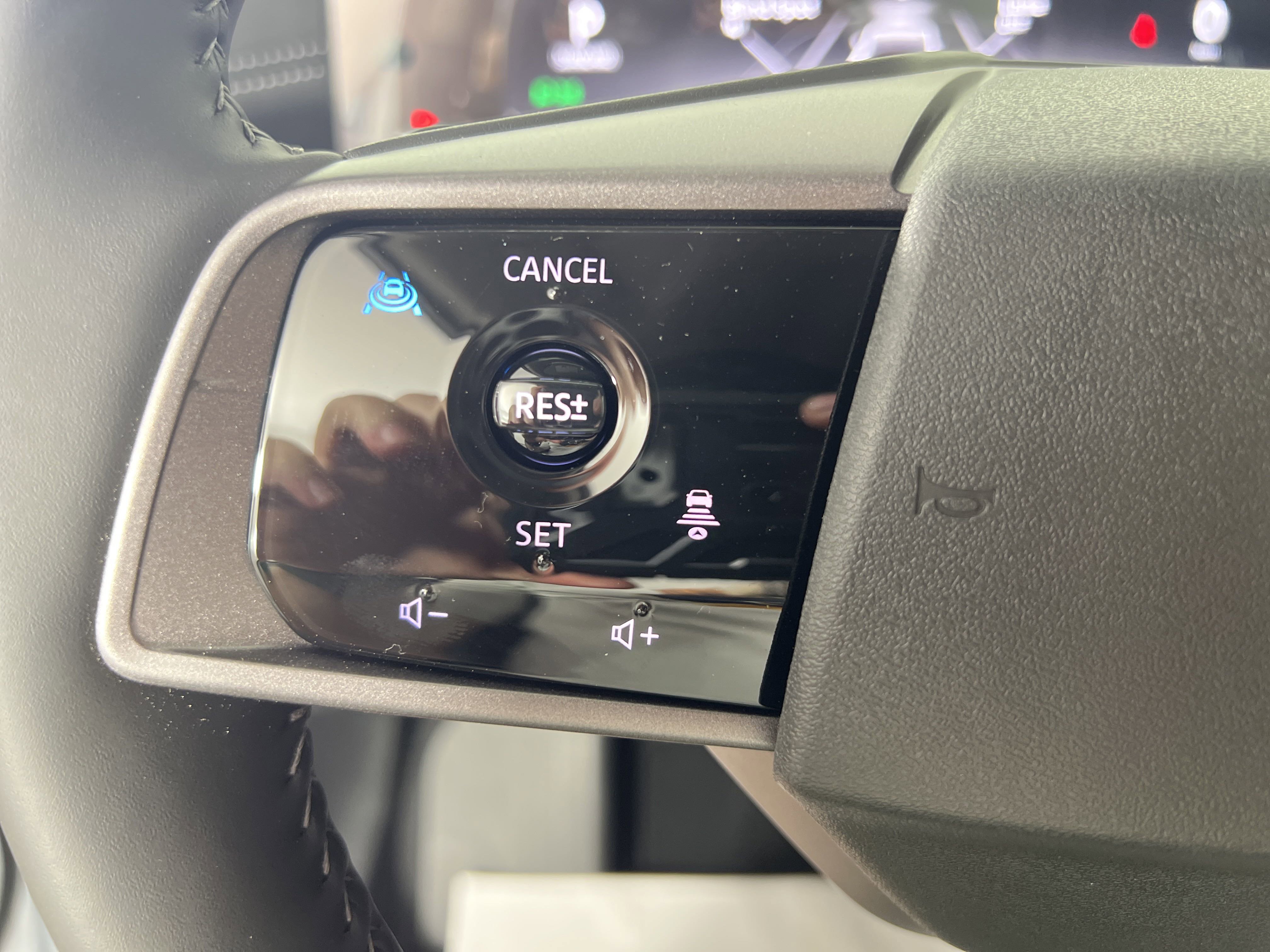 New 2025 Nissan Murano SL w/ Cargo Package image 18