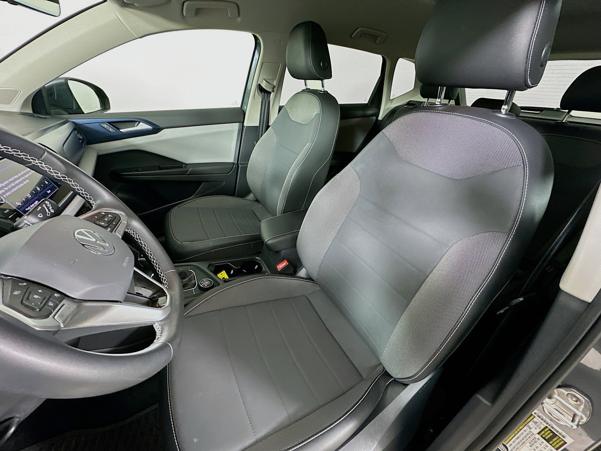 Used 2022 Volkswagen Taos SE w/ IQ.Drive SE Package image 27