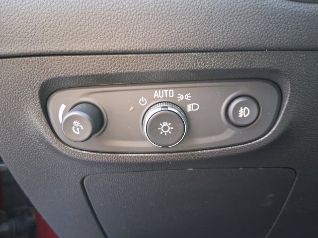 Used 2023 Buick Encore GX Select FWD image 13