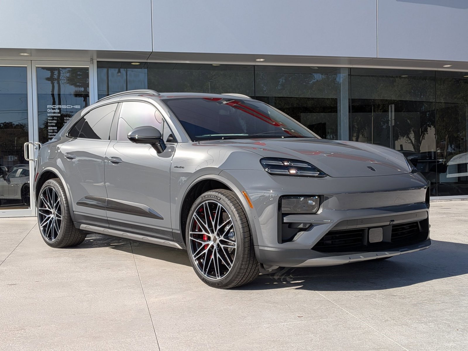 New 2025 Porsche Macan Turbo Electric image 7