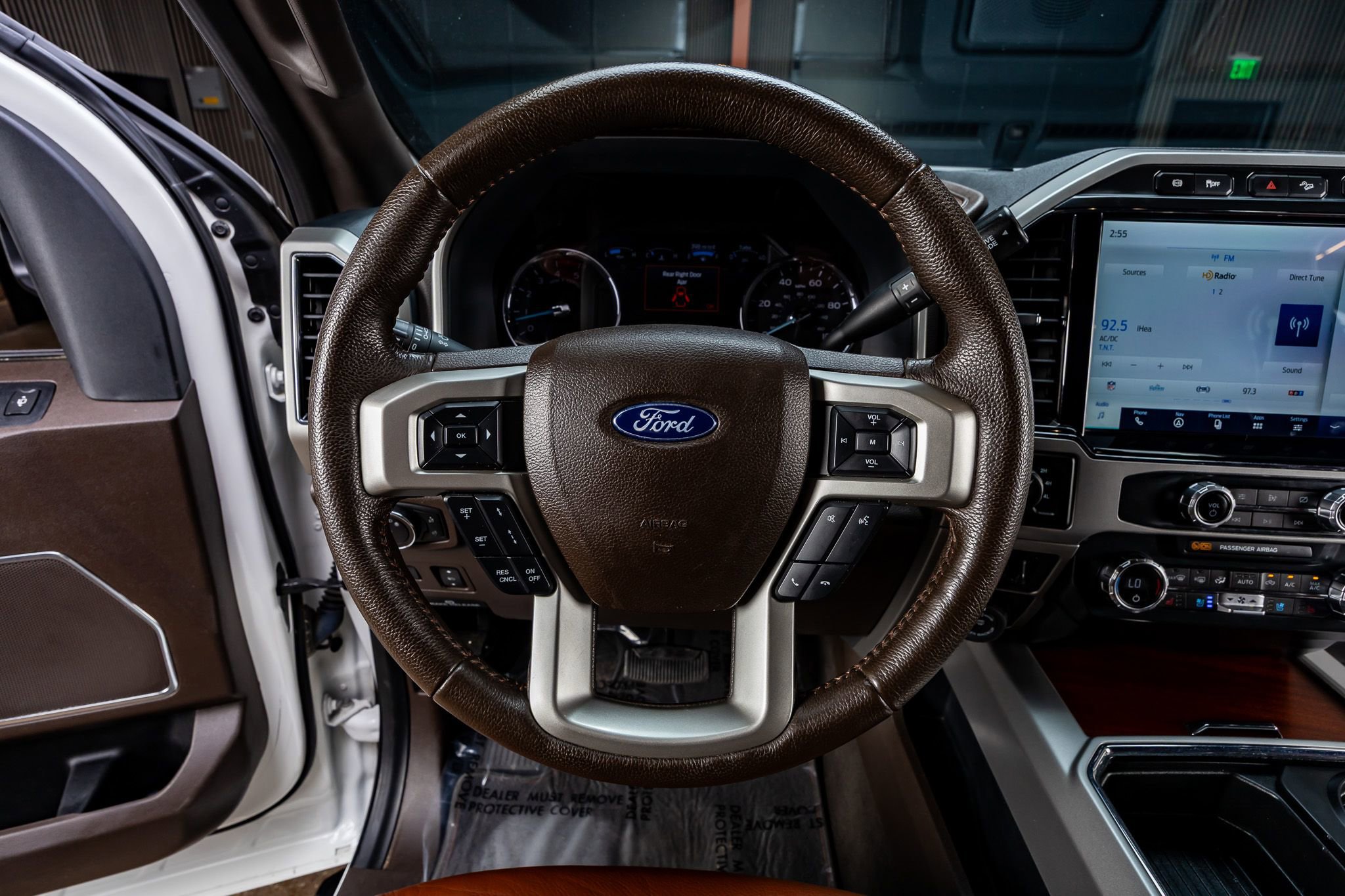 Used 2022 Ford F250 King Ranch w/ King Ranch Ultimate Package AWD/4WD image 18