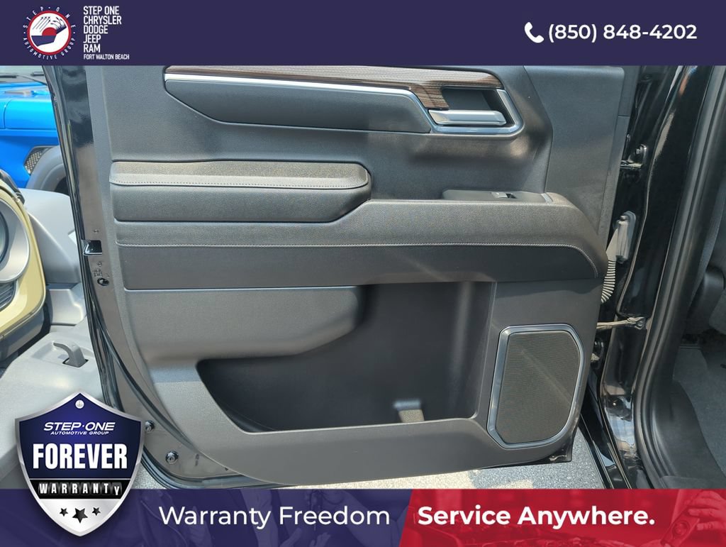 Used 2023 Chevrolet Silverado 1500 LT AWD/4WD image 26