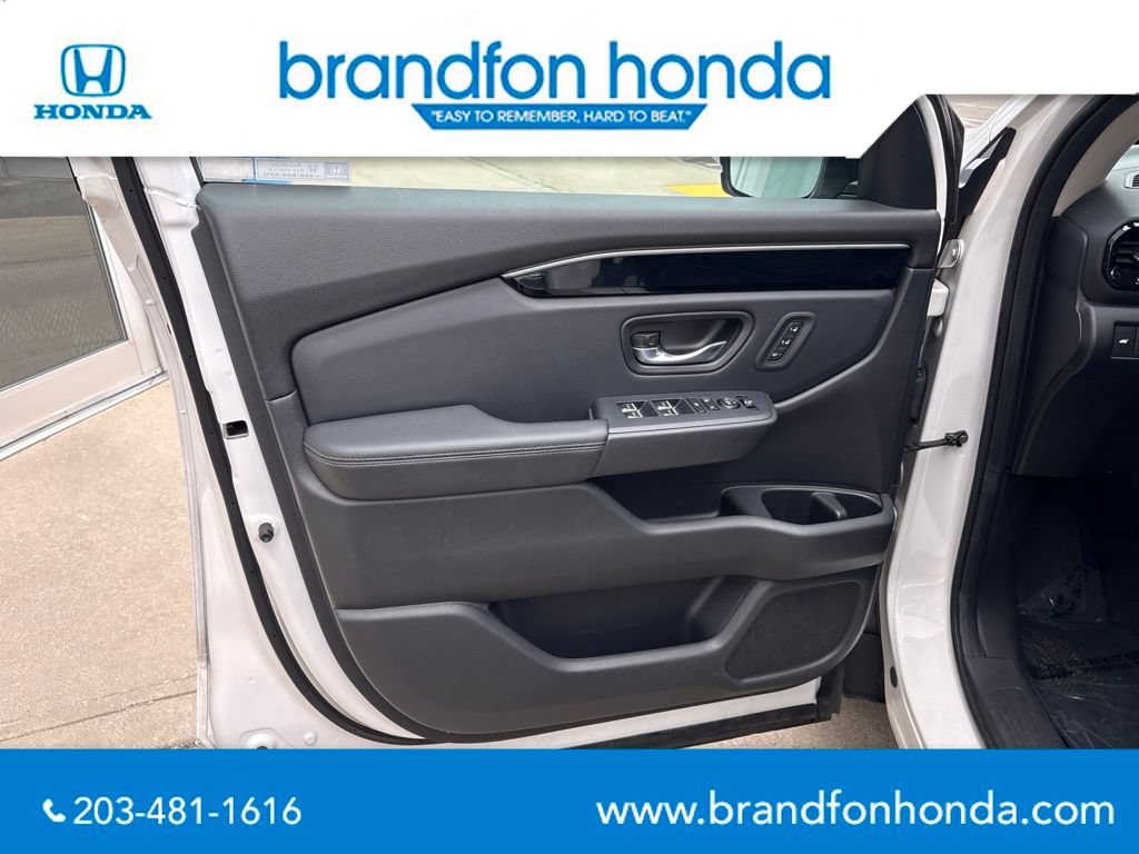 Used 2023 Honda Pilot EX-L image 11