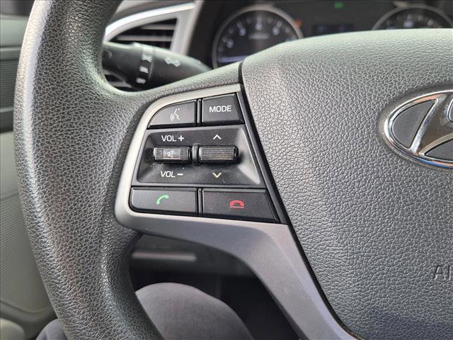 Used 2017 Hyundai Elantra SE FWD image 11