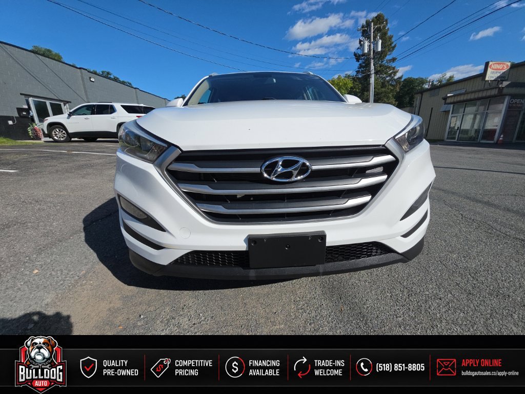 Used 2017 Hyundai Tucson SE w/ SE Popular Package 02 AWD/4WD image 2