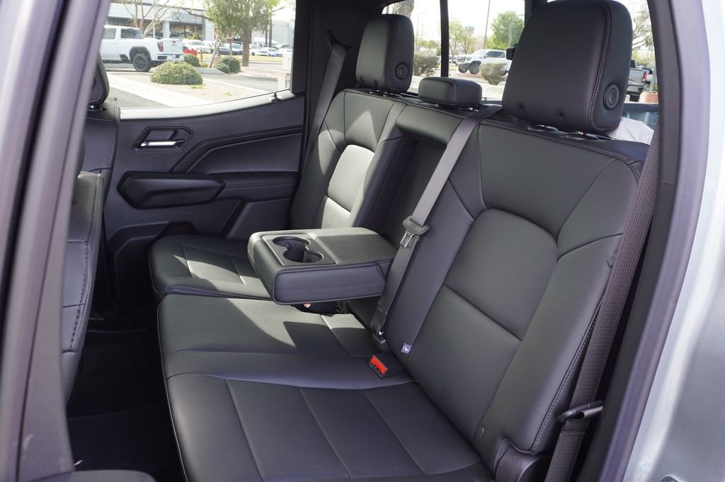 New 2026 GMC Canyon Elevation w/ Convenience Package image 10