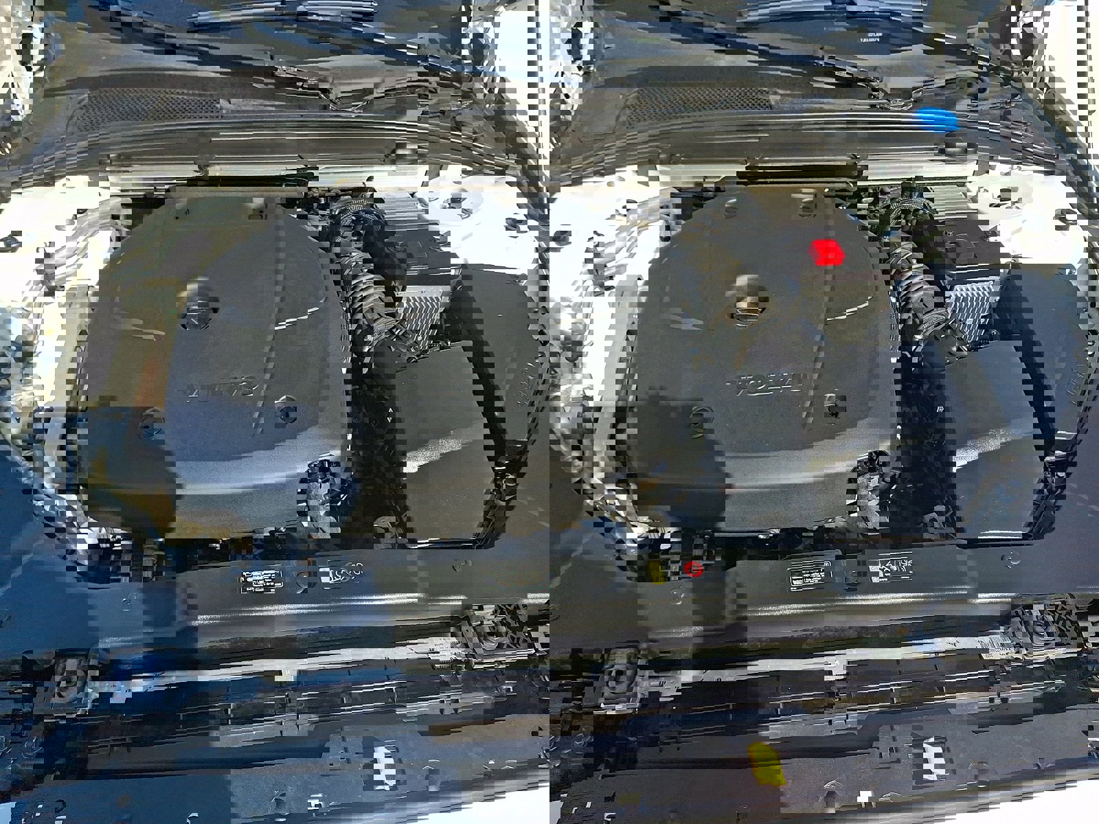 Used 2020 Volvo S60 T6 Inscription image 28