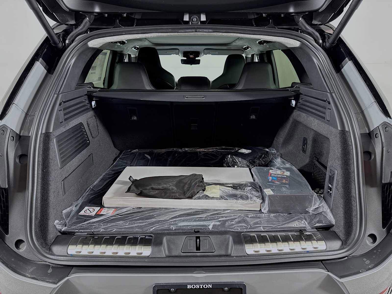 New 2025 Land Rover Range Rover Sport SV Edition Two image 22