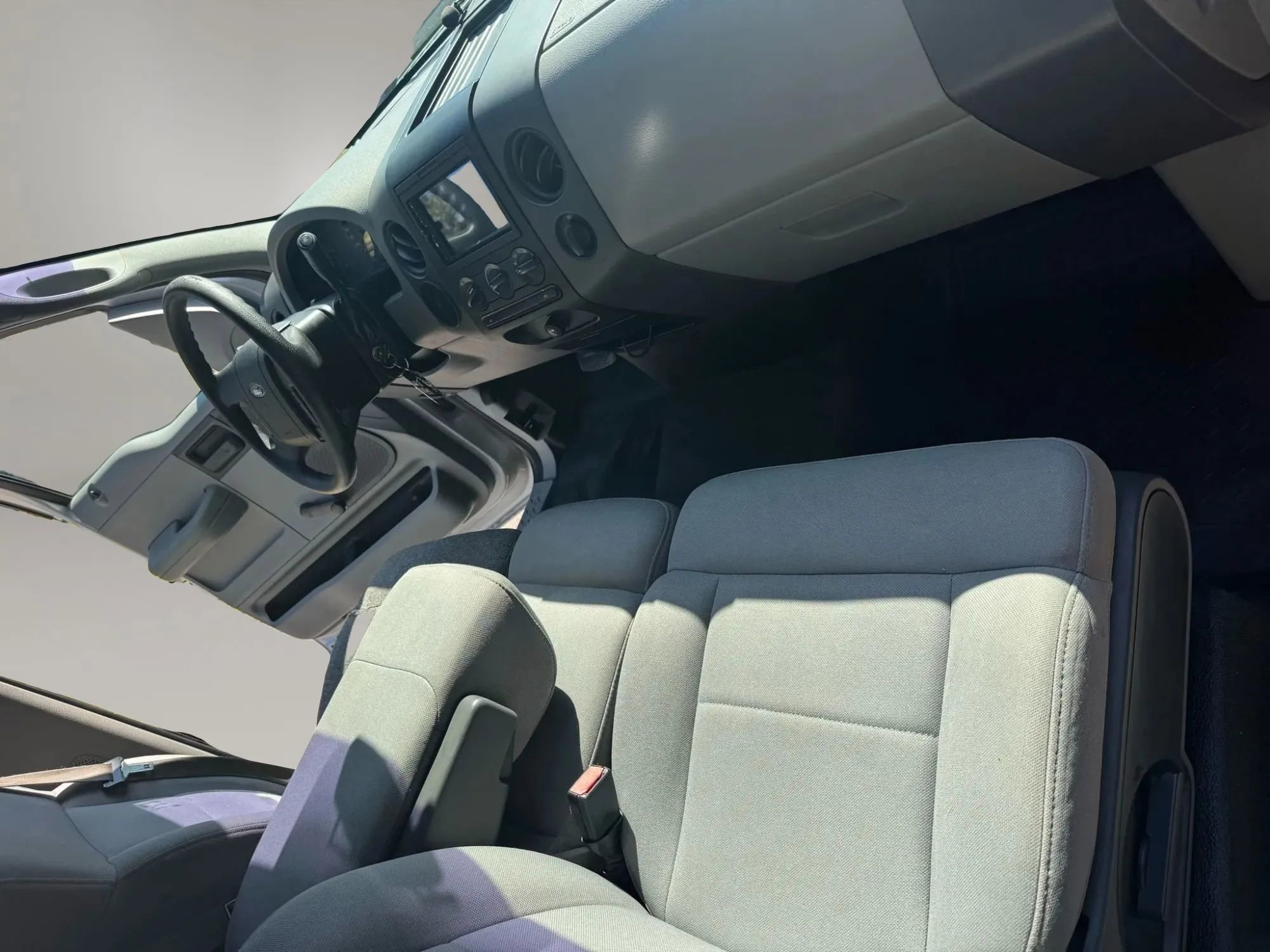 Used 2006 Ford F150 STX image 12