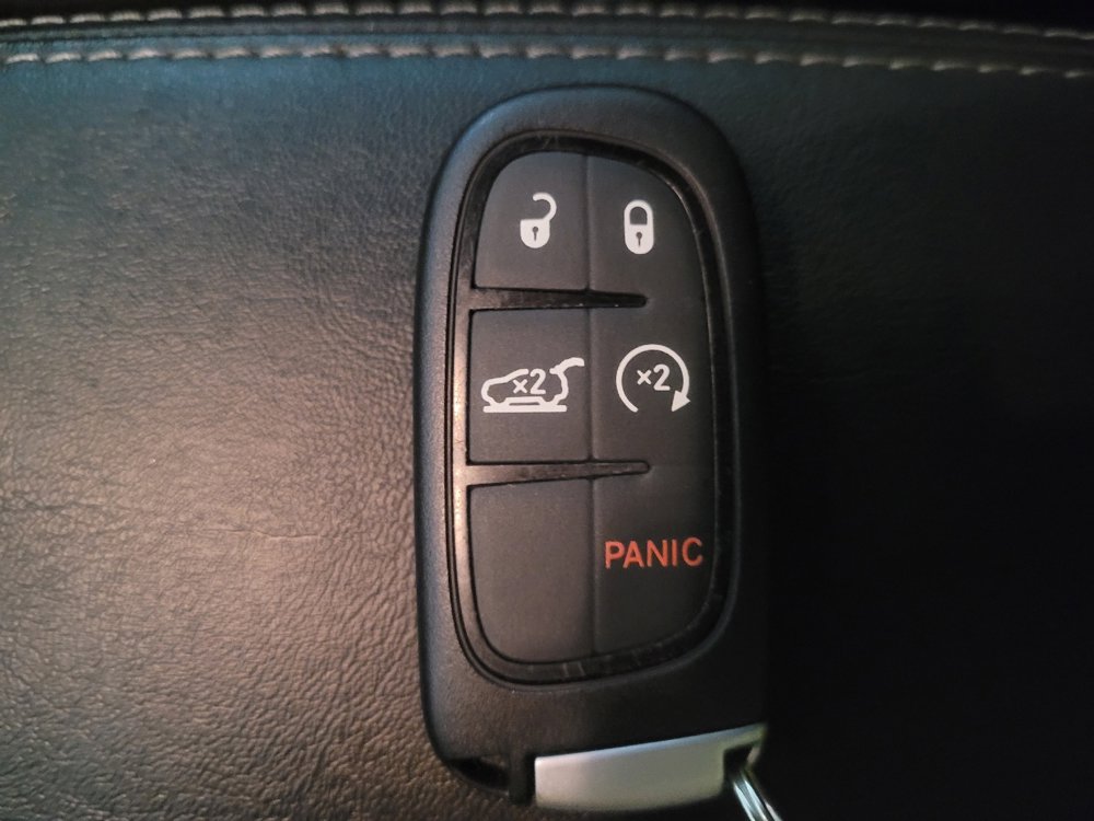 Used 2021 Jeep Cherokee Latitude Lux w/ Comfort/Convenience Group image 32