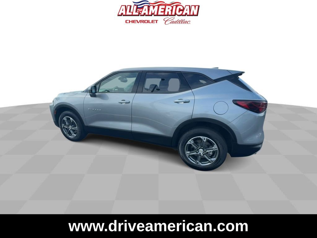 Used 2025 Chevrolet Blazer LT image 6
