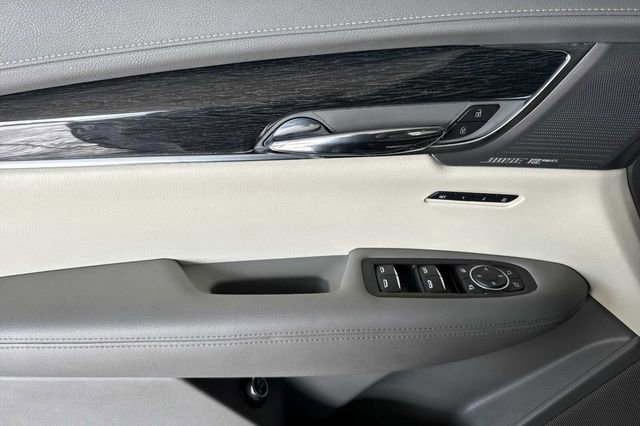 Used 2020 Cadillac XT6 Premium Luxury image 11