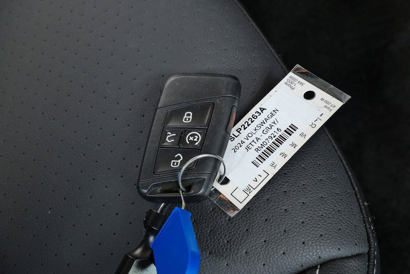 Used 2024 Volkswagen Jetta SE w/ Panoramic Sunroof Package FWD image 34