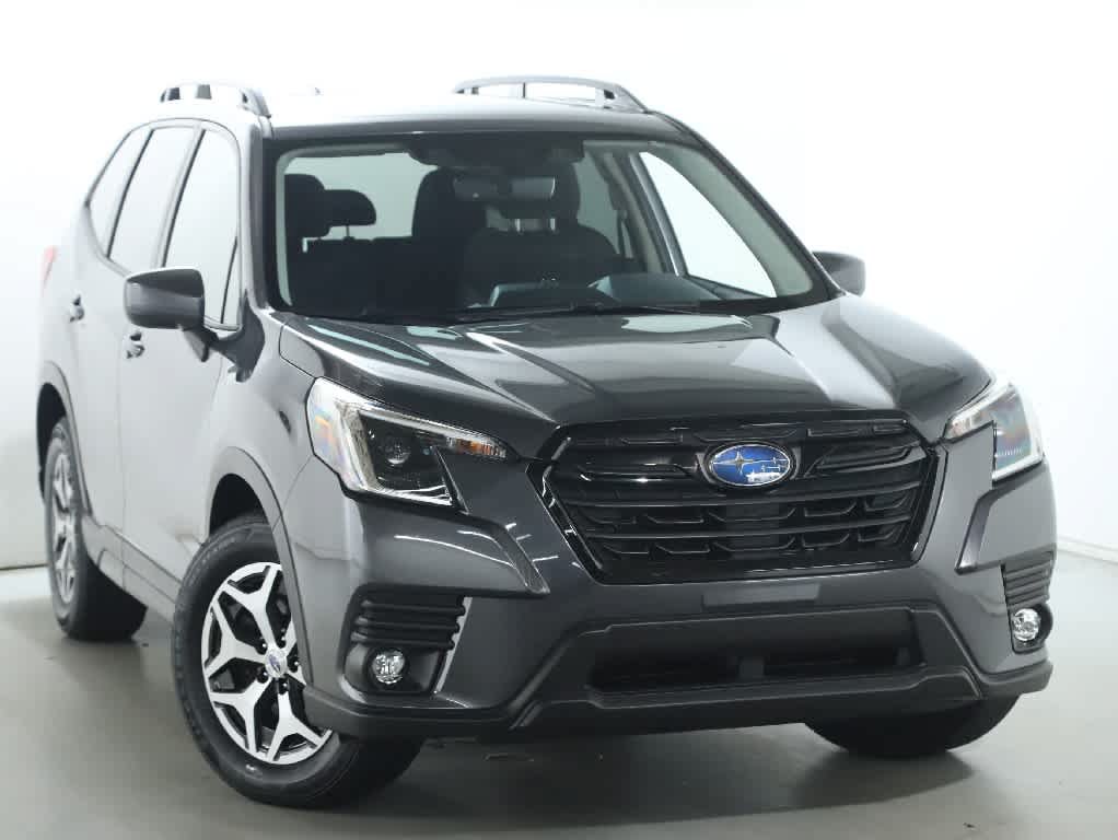 Certified 2024 Subaru Forester Premium AWD/4WD image 2