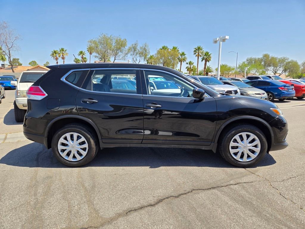Used 2016 Nissan Rogue S AWD/4WD image 7