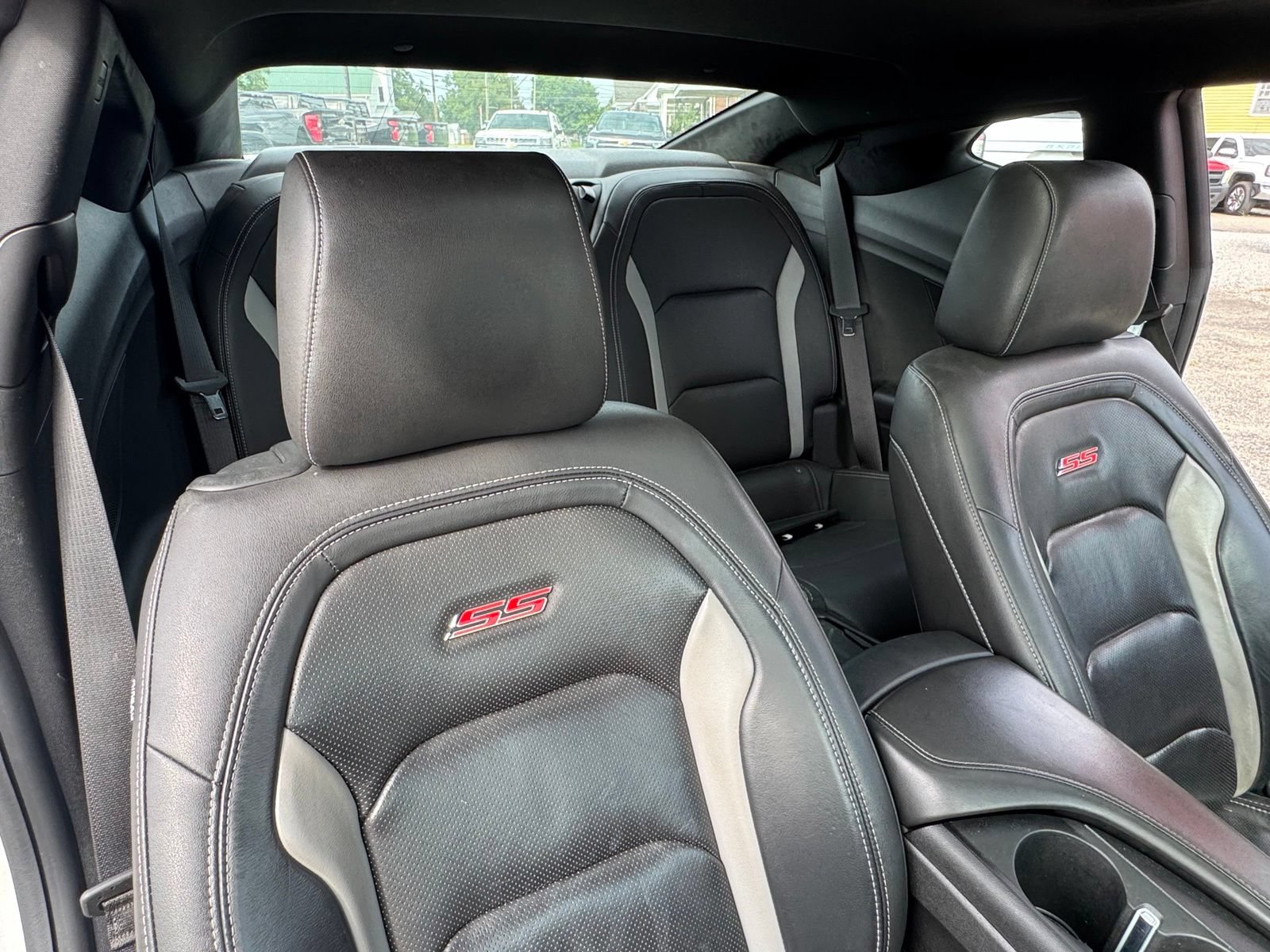 Used 2021 Chevrolet Camaro SS RWD image 34