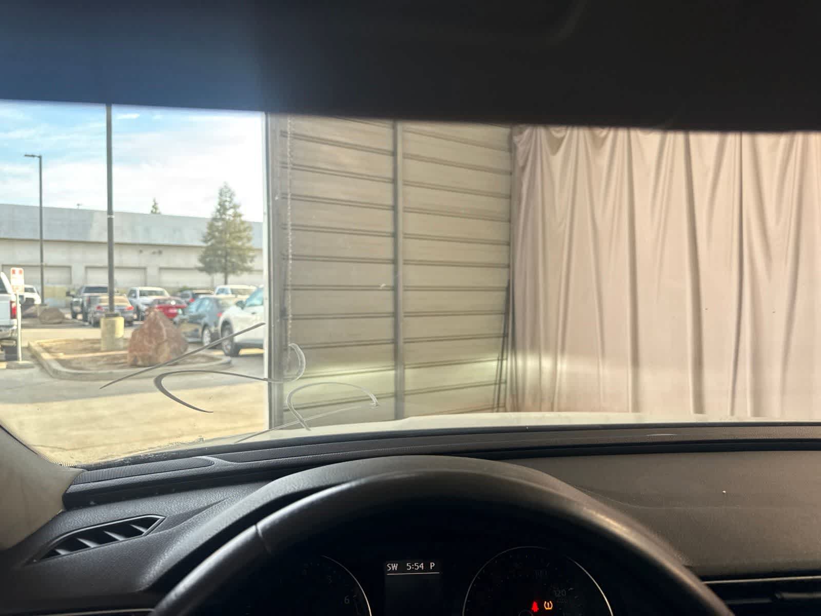 Used 2018 Volkswagen Passat 2.0T SE w/ SE Lighting Package FWD image 26