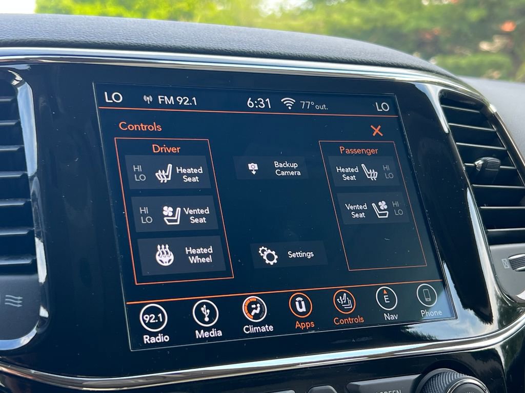 Used 2019 Jeep Grand Cherokee Limited w/ Luxury Group II RWD image 32