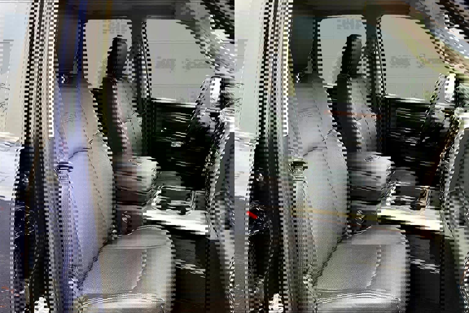 Used 2016 RAM 1500 Laramie w/ Convenience Group image 14