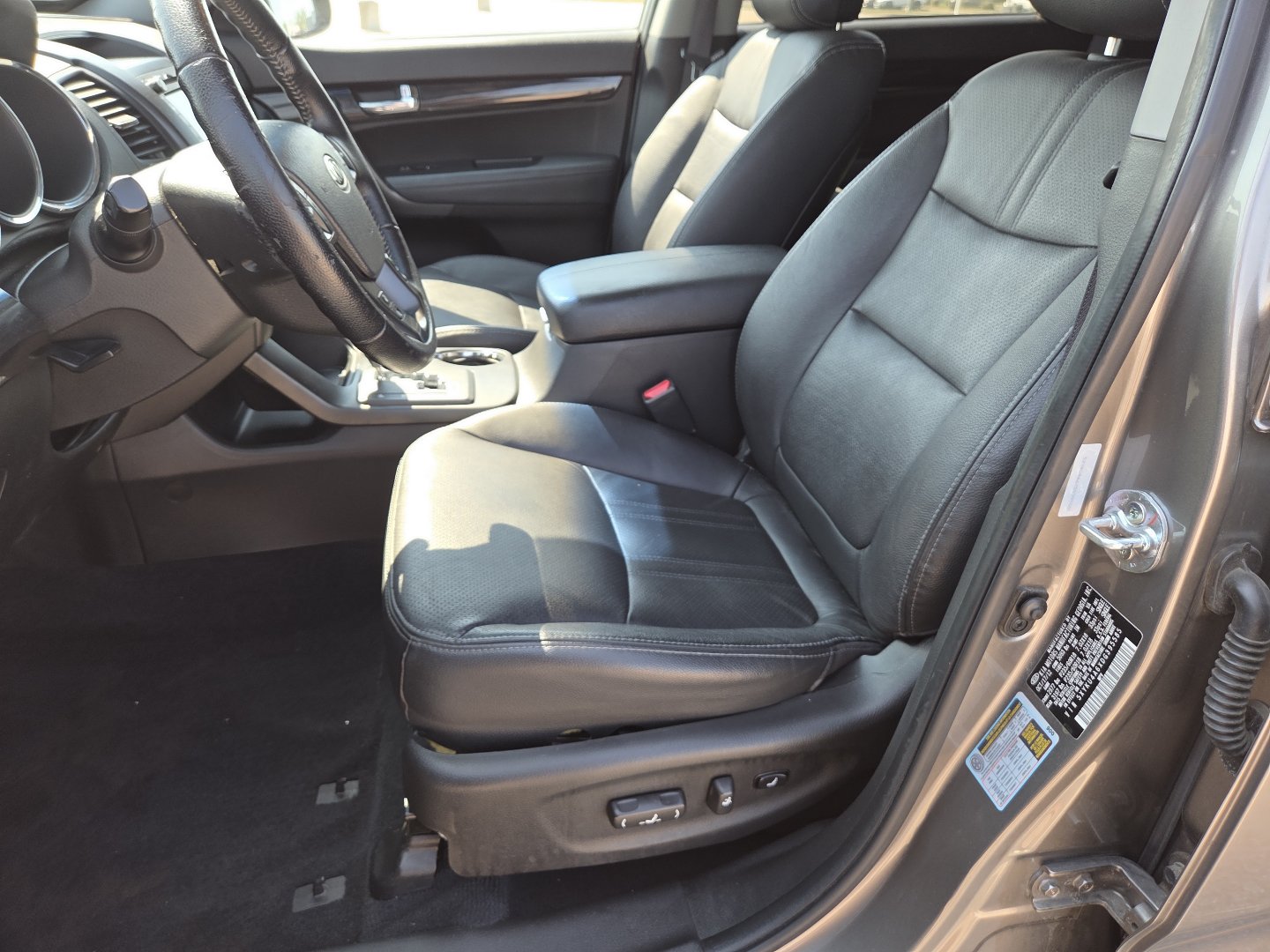 Used 2013 Kia Sorento EX w/ Premium Plus Pkg FWD image 21