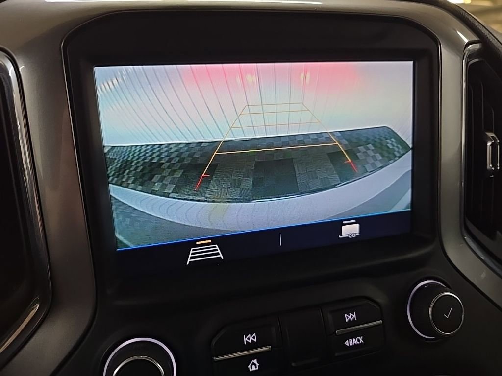 Used 2022 Chevrolet Silverado 1500 LT w/ Z71 Off-Road Package image 23