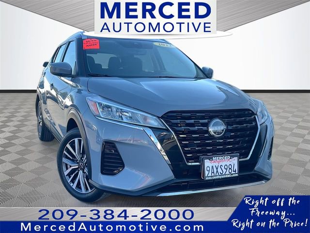 Used 2022 Nissan Kicks SV w/ Interior Electronics Package FWD image 1