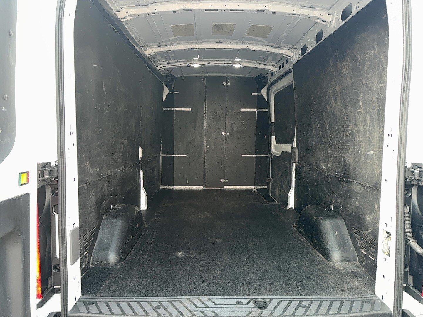Used 2023 Ford Transit 250 Medium Roof w/ Load Area Protection Package RWD image 11