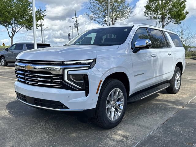 New 2026 Chevrolet Suburban Premier image 3