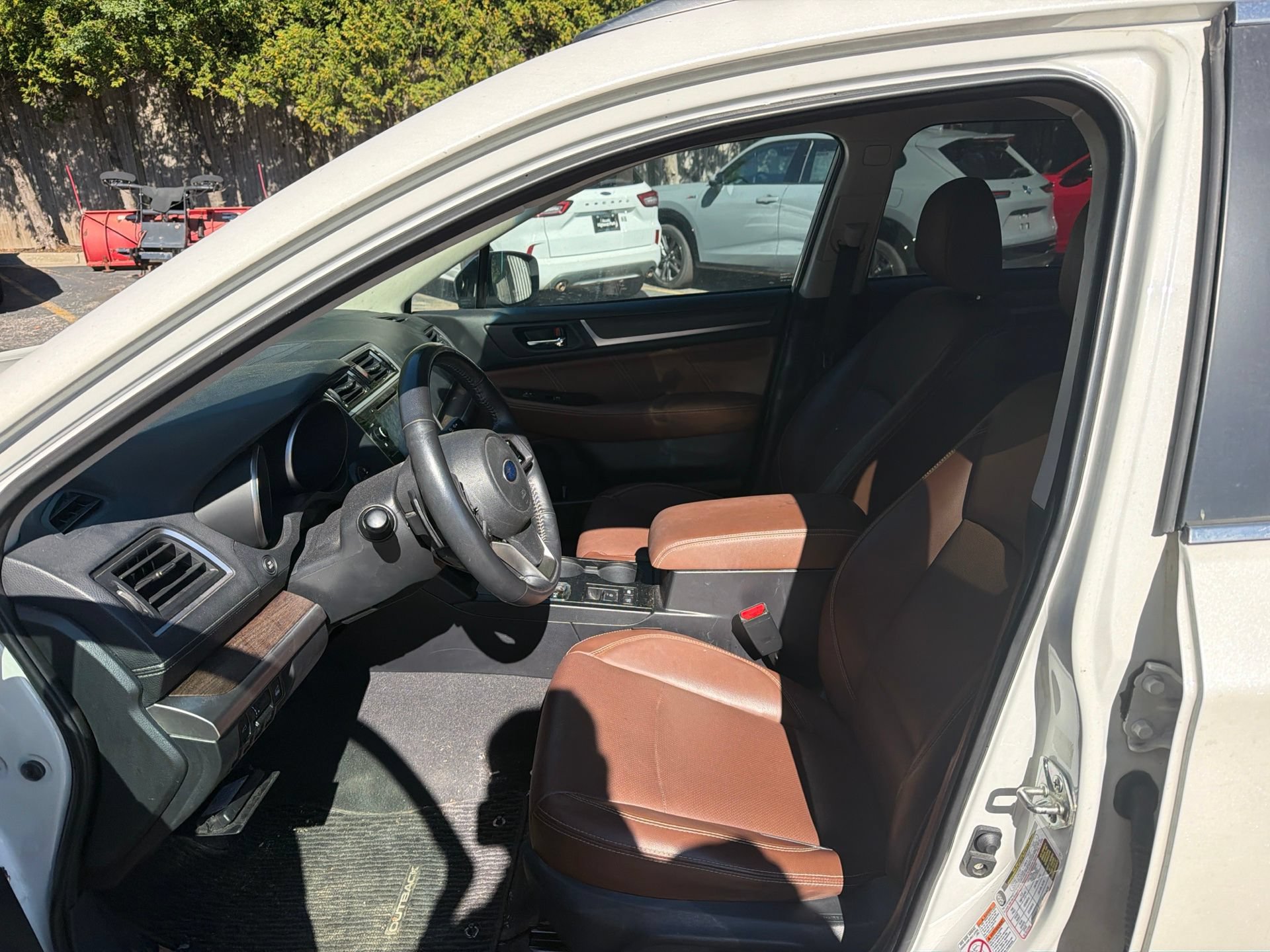 Used 2018 Subaru Outback 3.6R Touring AWD/4WD image 7