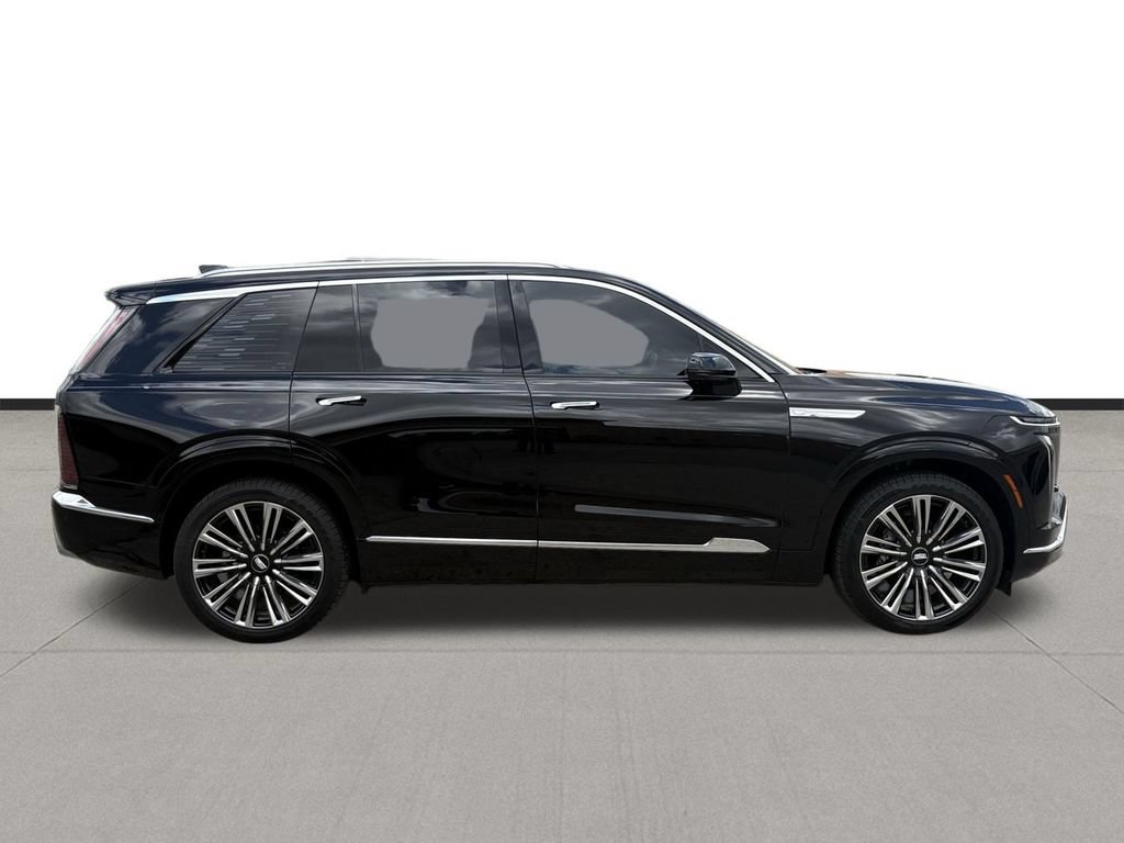 Used 2026 Cadillac Vistiq Premium Luxury AWD/4WD image 4