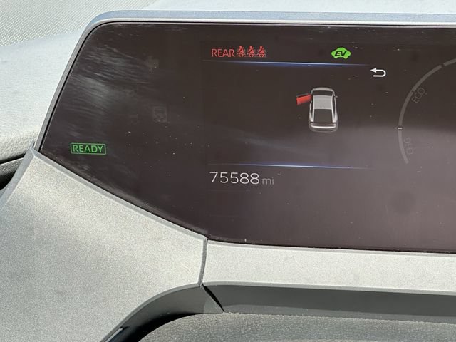 Used 2023 Toyota Prius XLE FWD image 15