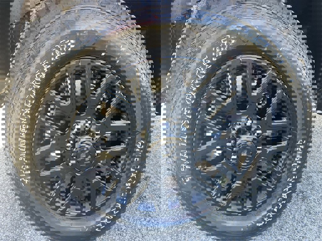 New 2025 RAM 2500 Limited image 10