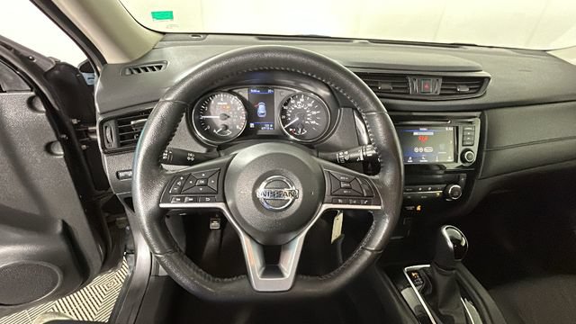 Used 2020 Nissan Rogue S FWD image 14