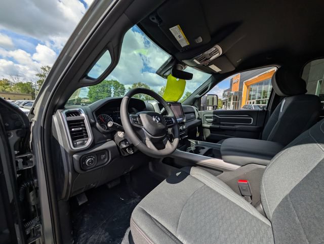 New 2026 RAM 2500 Big Horn AWD/4WD image 7