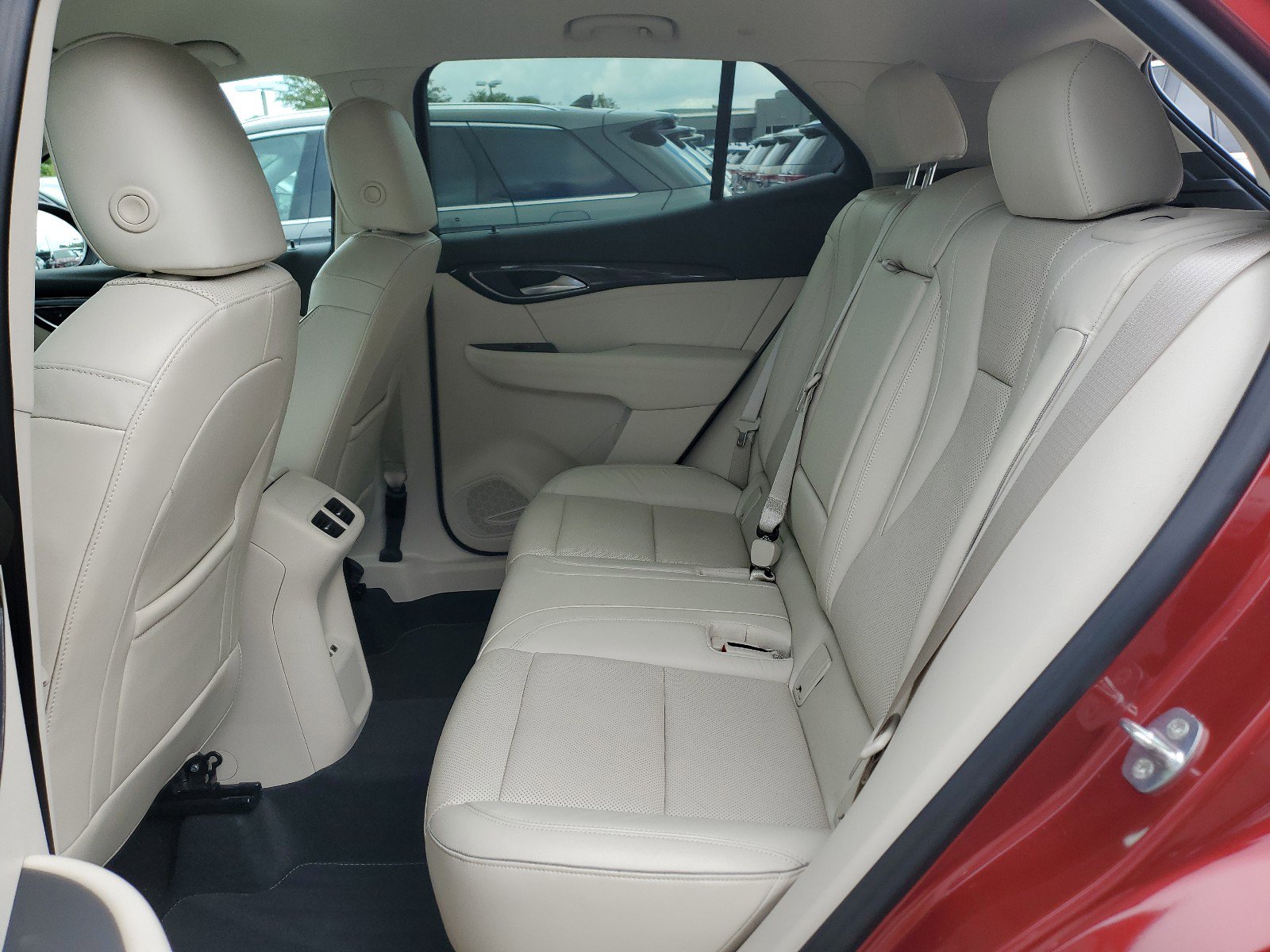 Used 2021 Buick Envision Essence w/ Technology Package I image 10