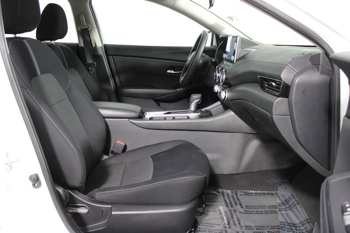 Used 2024 Nissan Sentra SV FWD image 20