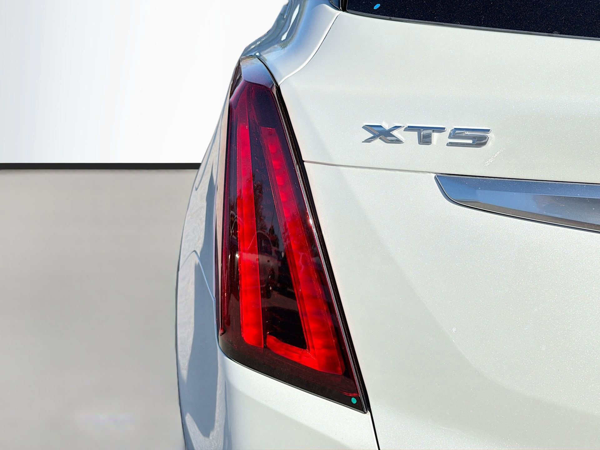 Used 2021 Cadillac XT5 Premium Luxury image 11