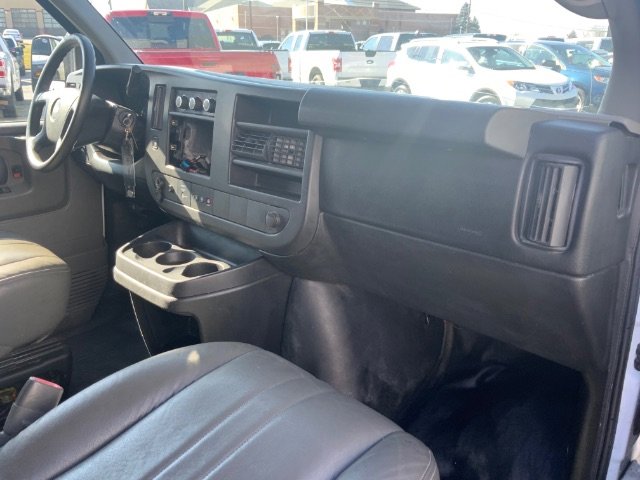 Used 2014 Chevrolet Express 2500 image 11