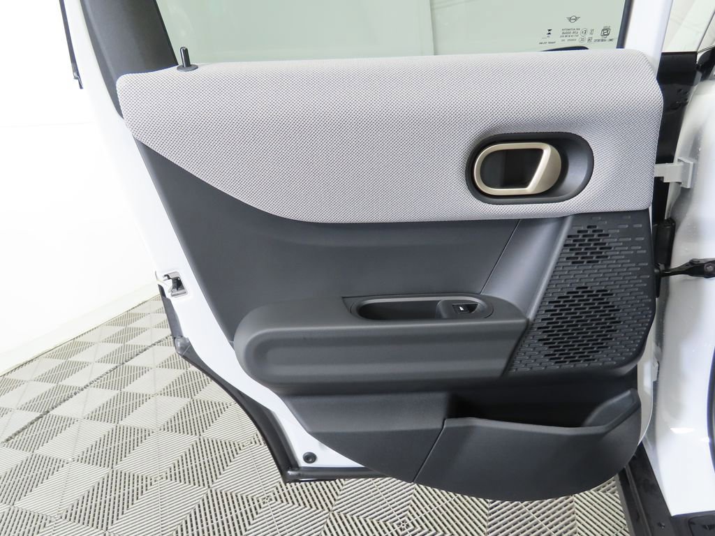 Used 2026 MINI Cooper 4-Door Hardtop image 28