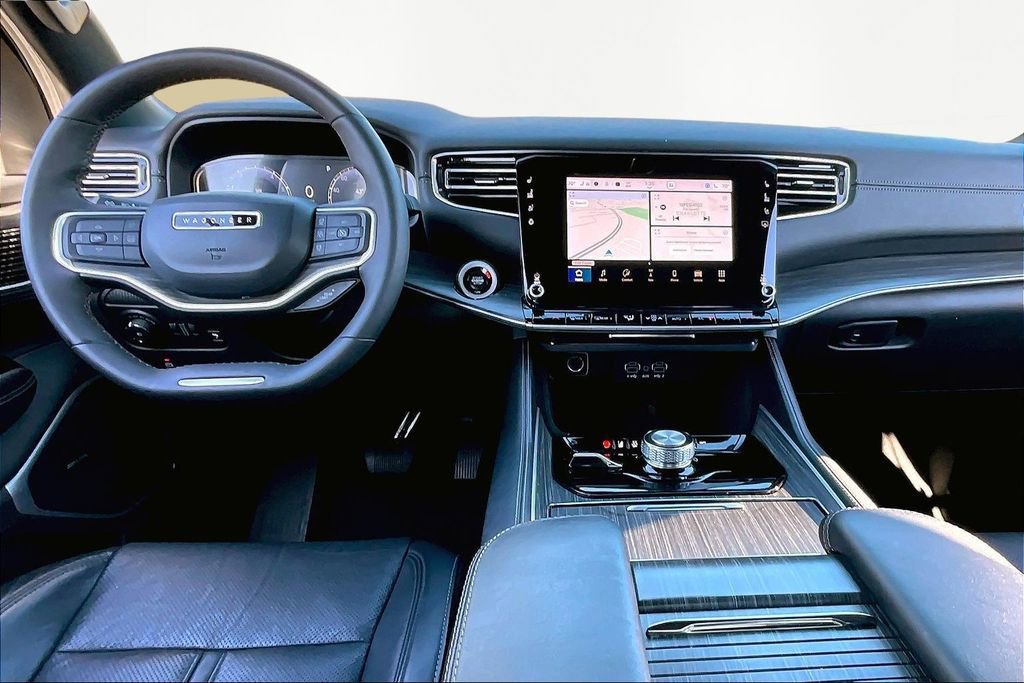 Used 2024 Jeep Wagoneer L Series II w/ Flexible Seating Group image 7
