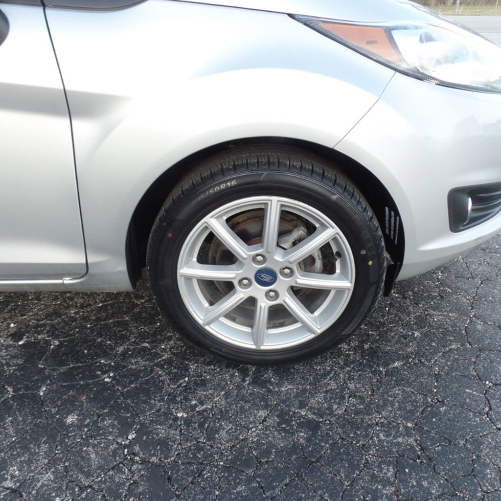 Used 2019 Ford Fiesta SE w/ Equipment Group 201A image 18