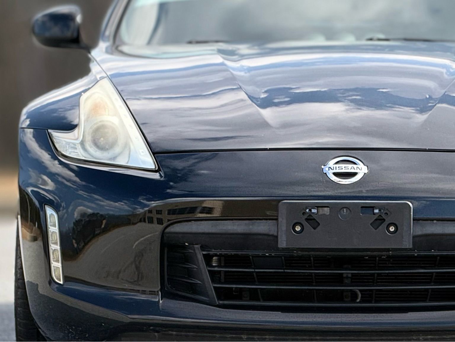 Used 2014 Nissan 370Z Touring w/ Sport Package image 11