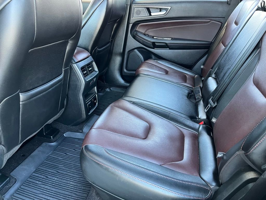 Used 2020 Ford Edge Titanium w/ Equipment Group 301A image 14